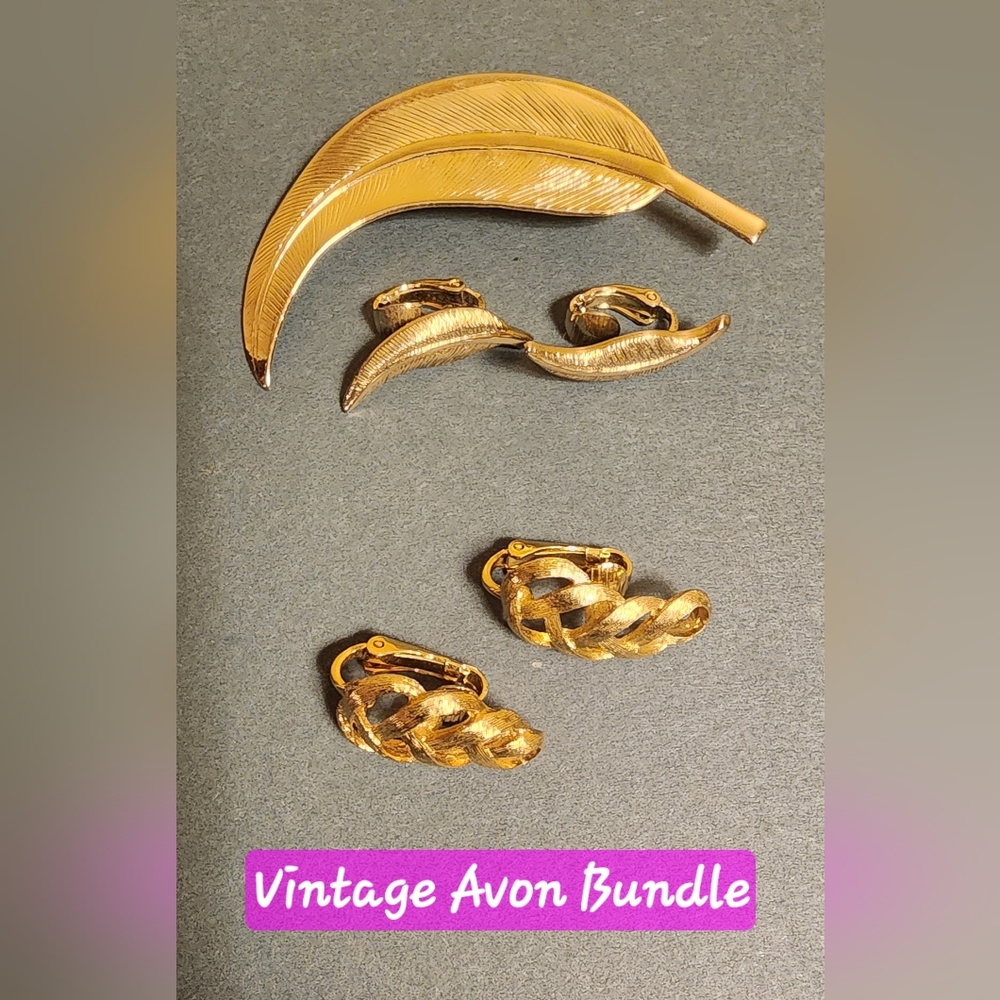 Vintage Avon Bundle (signed) w Feather Brooch & Earrings + Criss-cross Earrings